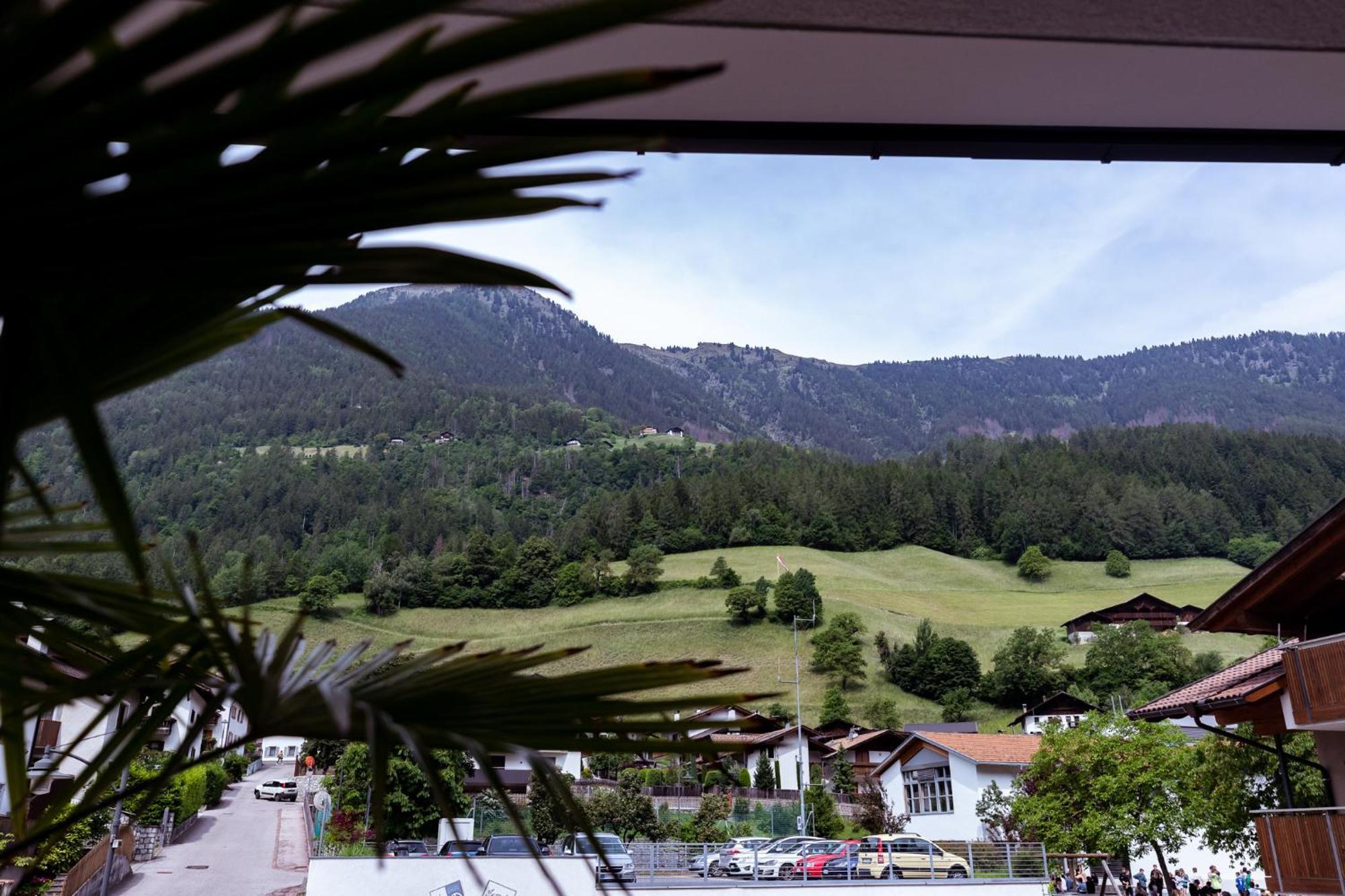 Ramoser Living Apartments San Martino in Passiria Exterior foto